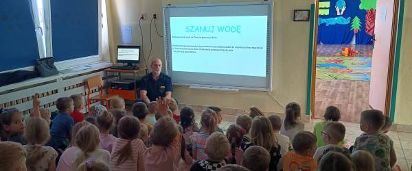 🌍 Edukacyjne spotkania z okazji Dnia Ziemi! 🌍